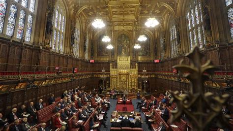 El Reino Unido Una Monarquía Parlamentaria Histórica
