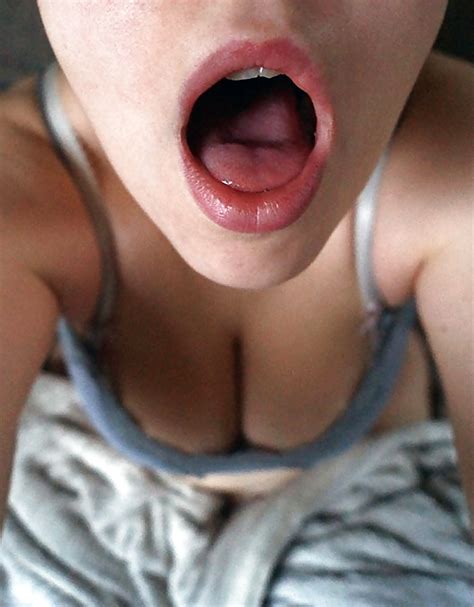 Mouth Open And Tongue Out Ready For Cum Immagini Xhamster Com