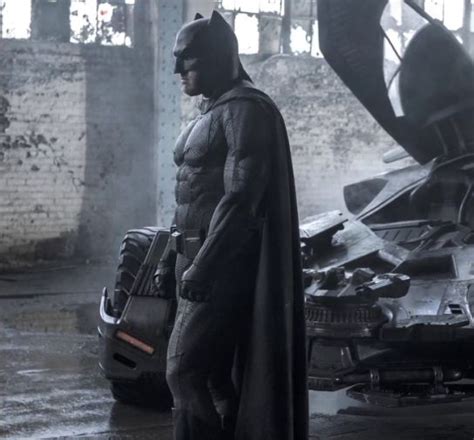 Stunning Batman V Superman Concept Art Revealed In New Video Batman