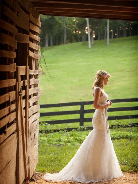 Rustic Country Wedding Dresses Tulle And Chantilly Wedding