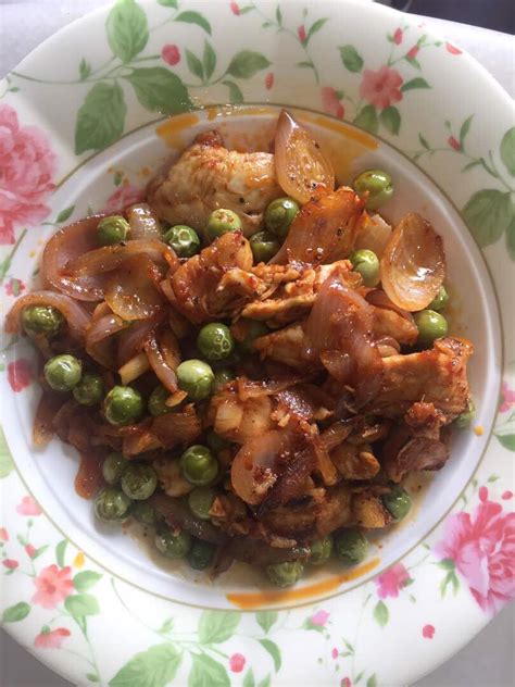 Ever since his cooking lessons on twitter, he has been going from strength to strength. 14 Random Dishes Ahmad Maslan Has Cooked Including 'Durian ...