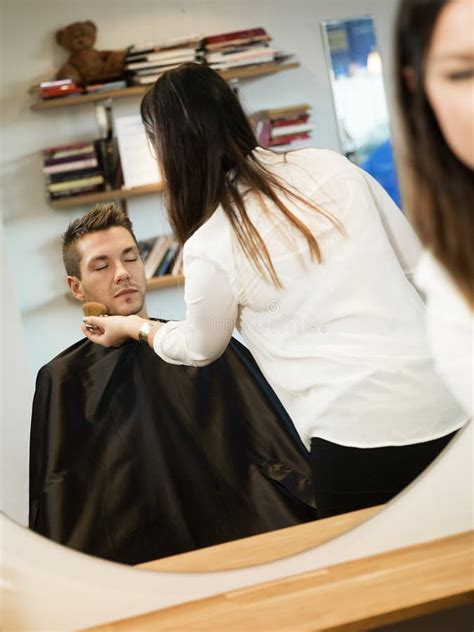 Man In Beauty Salon Stock Image Image Of Real Smiling 28511977