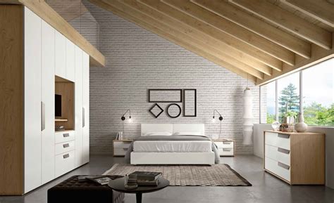 Alcuni complementi per arredare la camera da letto in stile moderno: Camere da letto moderne- Sonia Mobili