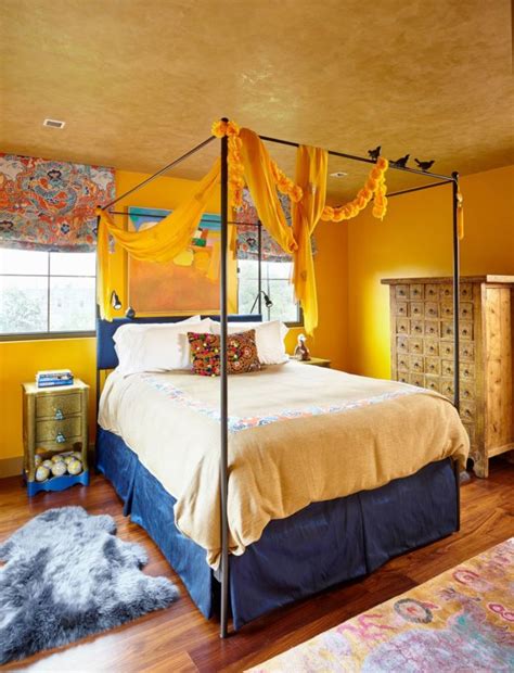 20 Breathtakingly Beautiful Yellow Bedrooms For More Upbeat Mornings
