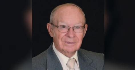 Robert W Rader Obituary Visitation And Funeral Information
