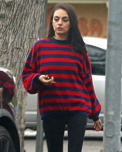 Mila Kunis Street Style Out In Los Angeles 03212019 • Celebmafia
