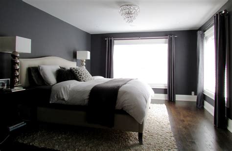 Since white is a neutral color, it works well with a variety of other colors so you could choose to paint your bedroom walls white and include colorful accents in the form of décor accents and accessories. Gorgeous Master Bedroom Paint Colors Inspiration | Ideas 4 ...