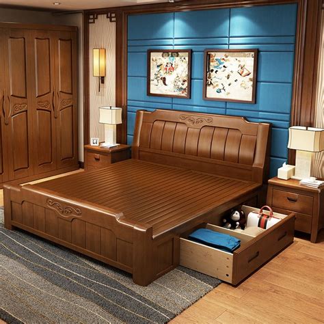 Solid Wood Double Bed With Drawers Product