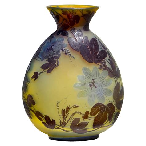 Émile Gallé An Impressive Gallé Cameo Glass Vase Circa 1900 For Sale At 1stdibs Galle Glass Vase