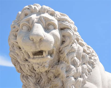 Vacation Bridge Of Lions Lion Sculpture Vacation Bridgeoflions