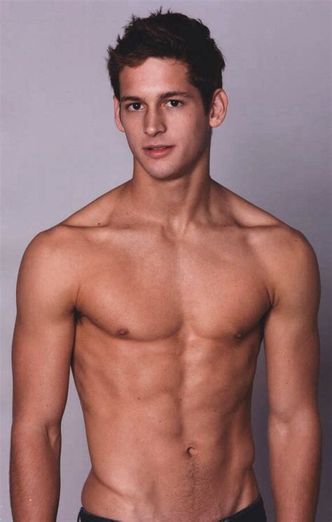 Pin Auf Max Emerson