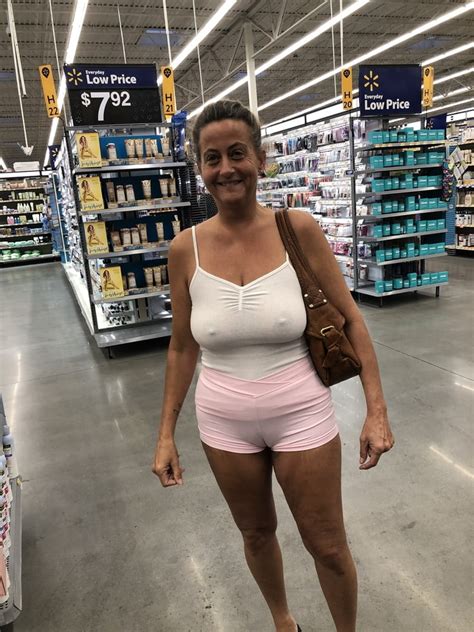Leslie Walmart Posing Cellulite Saggy Tits Long Nipples Pt 1 72 Pics
