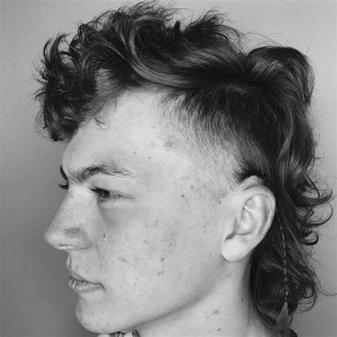 57 Cool Mullet Haircuts For Men 2022 Style Guide Mullet Haircut