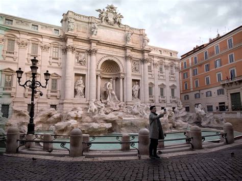 Así Es Roma En Soledad La Fontana Di Trevi O El Coliseo Como Nunca Los