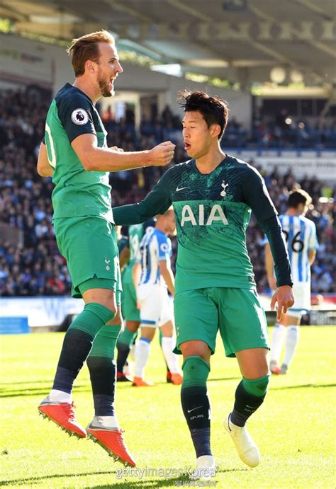 Born 8 july 1992) is a south korean professional footballer who plays as a forward for premier league club tottenham hotspur and captains the south. 에릭센 공백 메운 손흥민 '연계보다는 골'