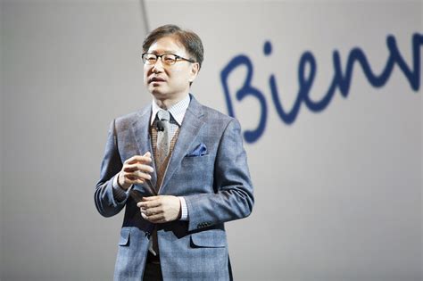 Samsung Invites People to Discover the World of Possibilities at its