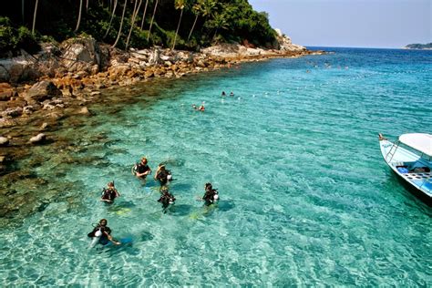 Looking to get your feet wet? e-Tourism Malaysia: Attraction Places At Terengganu