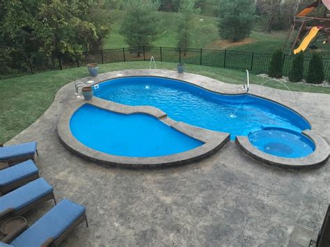 Inground Fiberglass Swimming Pools Spas And Tanning Ledges Pool And Spa News