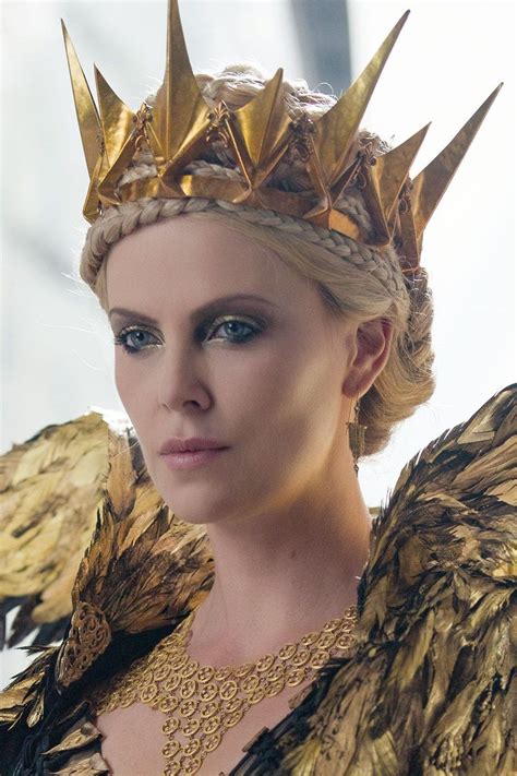 Why We Re Obsessed With The Hair Makeup In The Huntsman Winter S War