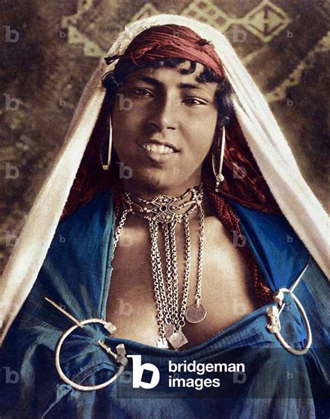 Image Of Algeria A Babe Bedouin Woman Photographed By Lehnert And Landrock