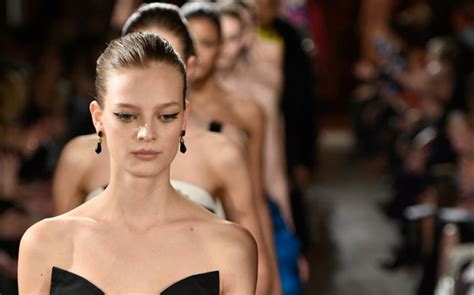 france bans super skinny models in anorexia clampdown