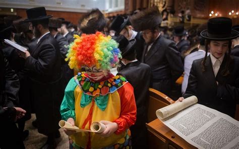 Israelis Celebrate Purim Carnival With Costumes And Drink The Times