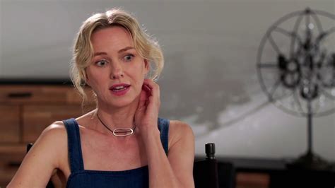 The Glass Castle Itw Naomi Watts Official Video Youtube
