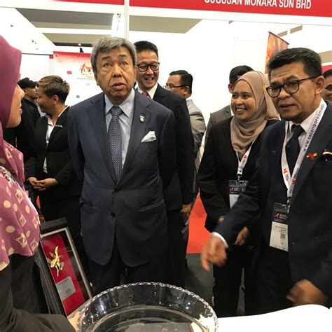 Ai, blockchain & cloud computing. Going for Gold: Selangor International Business Summit ...