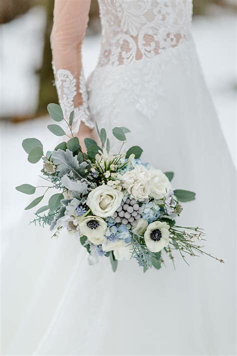 Icy Blue Winter Wedding Ideas Simply By Tamara Nicole Glamour