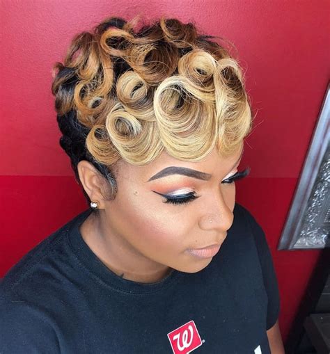 Pin Curl Styles For Short Hair 8 Easy Naturally Curly Hairstyles You