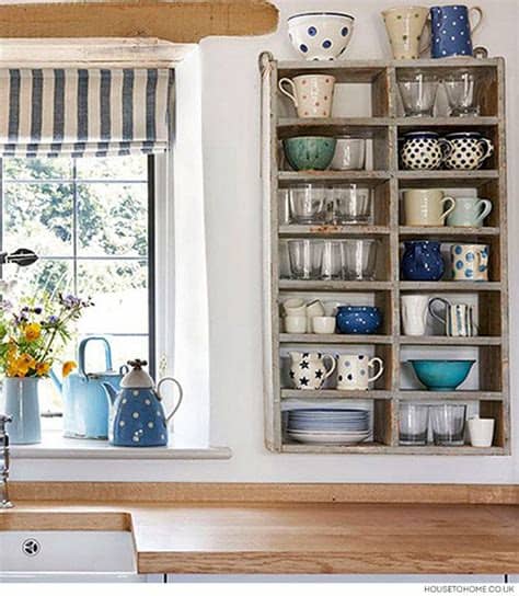 Disfruta de buenos momentos en familia preparando galletas al horno. Repisas para cocina. 15 buenas soluciones | Casas de campo ...