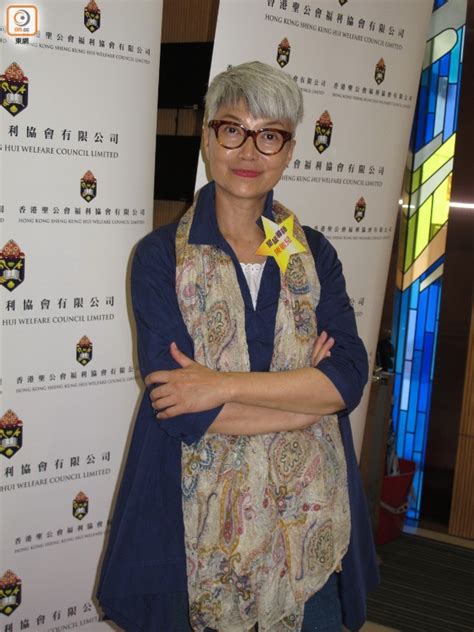 The site owner hides the web page description. 啲仔大晒 陳敏兒自嘲步入晚年｜即時新聞｜東網巨星｜on.cc東網