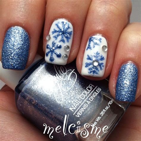 blue  white snowflakes nails  atmelcisme sonailicious