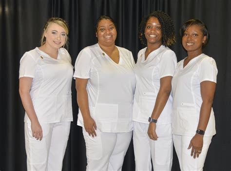 Winter Nursing Graduates Receive Pins Piedmont Technical College