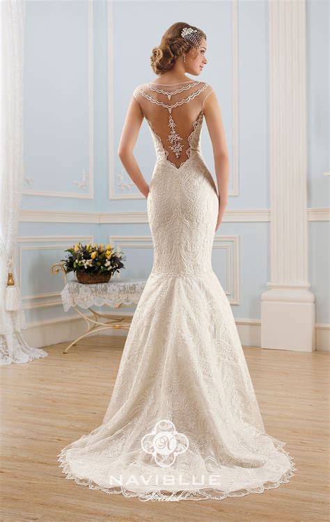 Bei der vielzahl der hochzeitskleider, den verschiedenen schnitten, farbtönen und farbnuancen. Brautkleid Angely mehreren Farben ab Größe 32 bis 42 für ...