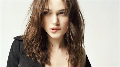 Entertainment Today Watch Movie Keira Knightley Poses Topless With Conditions