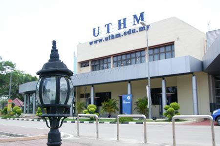Get details of scholarships, intakes 2021, entry requirement, universiti tun hussein onn malaysia fees structure and related news. Universiti Tun Hussien Onn Malaysia (UTHM) - Where To ...