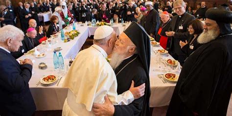 Se Reúne El Papa Francisco Con Líderes De Otras Religiones
