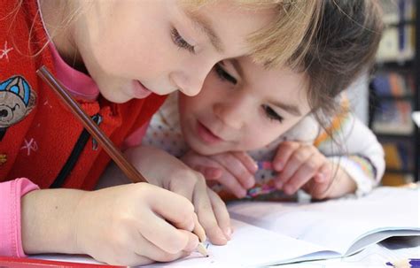 Comment Aider Un Enfant En Expression écrite Plume
