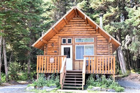 Check out these secluded cabin rentals near denali national park! Alyeska Hideaway Log Cabins- Glacier Cabin Has Parking and ...