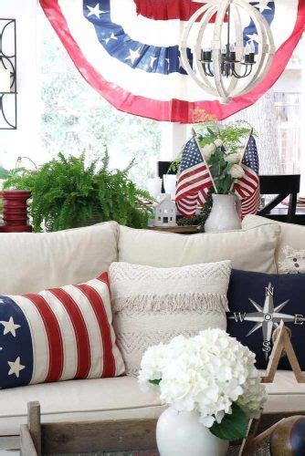Patriotic wreath red white blue 4th of july labor day via www.artfire.com. 24 Inspirational Ideas for Labor Day Decorations