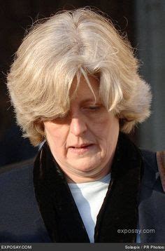 Cynthia jane fellowes, baroness fellowes is one of the two older sisters of diana, princess of wales, the other being lady sarah mccorquodale. *LADY JANE FELLOWES ~(Diana's sister), now a Baroness as ...