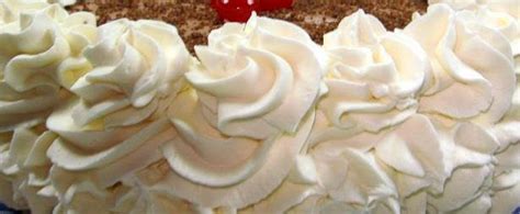 How do cool whip and whipped cream differ? Gina's Favorites: Easy Whipped Cream Frosting