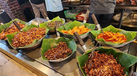10 Rekomendasi Restoran Sunda di Bandung yang Terkenal Kelezatannya
