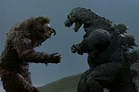 Godzilla emerges from an iceberg and makes his way towards japan. Crítica | King Kong vs. Godzilla (1962) - Plano Crítico