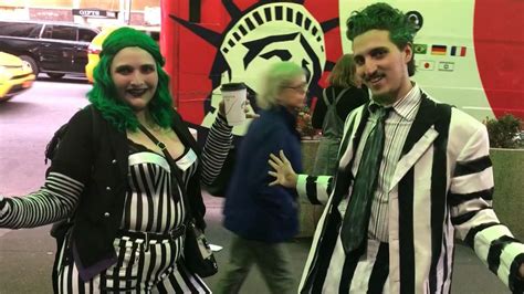 Alec baldwin, annie mcenroe, catherine o'hara and others. 'Beetlejuice the Musical' Draws Theatergoers in Costume