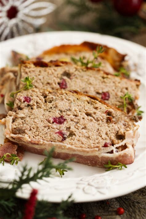 How to convert ounces to pounds. Cranberry Turkey Meatloaf | AgeRight Blog
