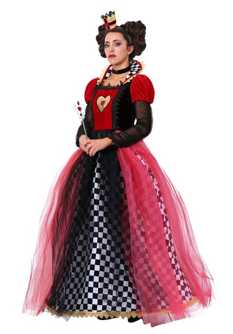 Ravishing Queen Of Hearts Costume For Women