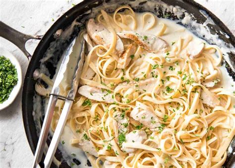 This chicken alfredo is easily made in under 30 minutes and is loaded with italian flavor! One Pot Chicken Alfredo Pasta | RecipeTin Eats