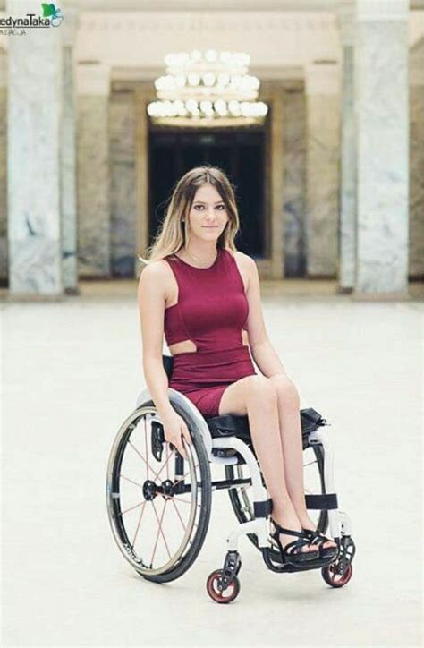 Screenshot Wheelchair Women Wheelchair